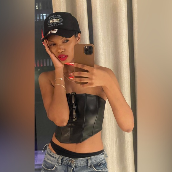 Hand Crafted Red 3XL Stiletto Love Galore Press On Nails - Picture 4 of 7